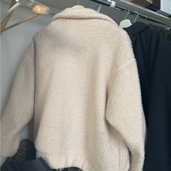 LAMARQUE Women's Beige Sherpa Jacket - Picture 2 of 2